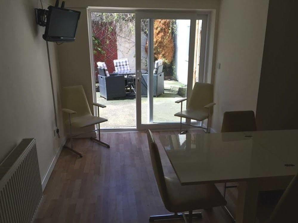 Twelve Apartments Blackpool Extérieur photo