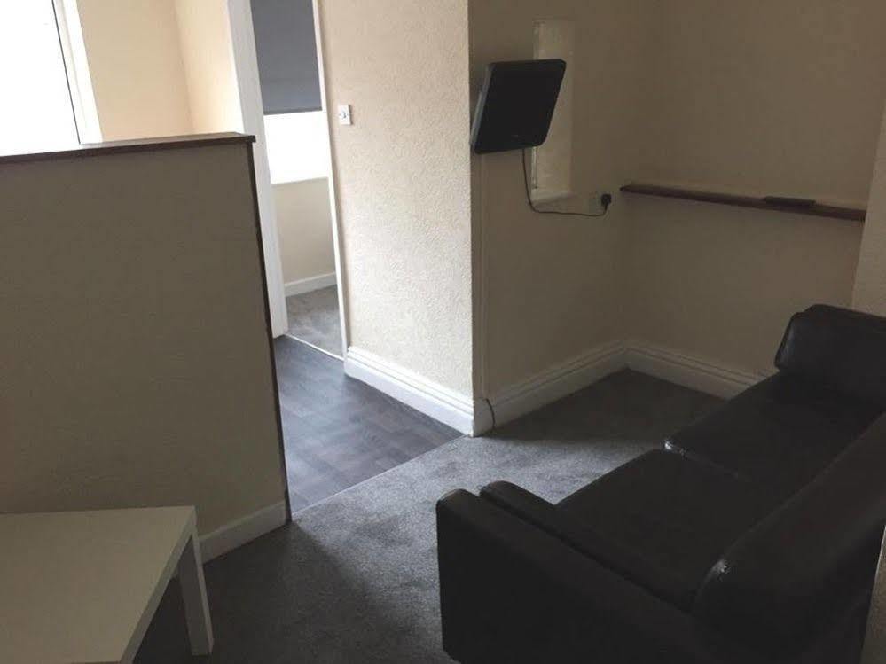 Twelve Apartments Blackpool Extérieur photo