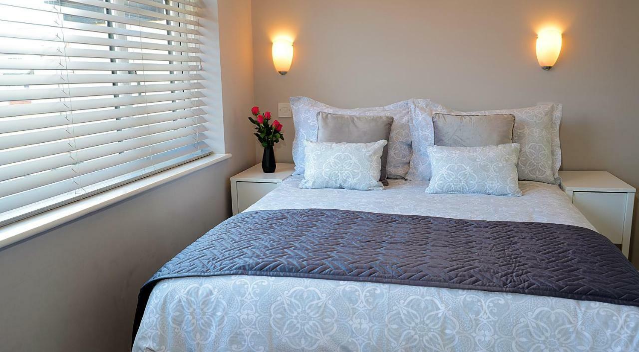 Twelve Apartments Blackpool Extérieur photo