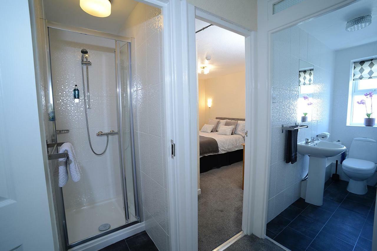 Twelve Apartments Blackpool Extérieur photo