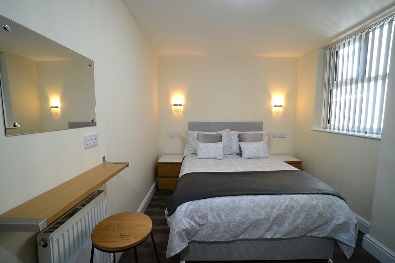 Twelve Apartments Blackpool Extérieur photo