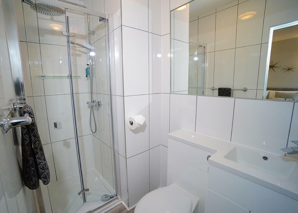 Twelve Apartments Blackpool Extérieur photo