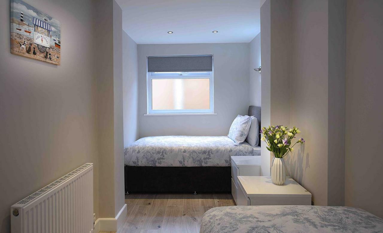Twelve Apartments Blackpool Extérieur photo